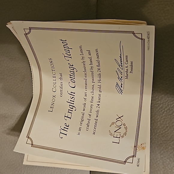 Lenox English Garden Teapot - Picture 4 of 5